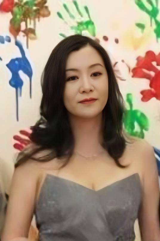 兰莉娅