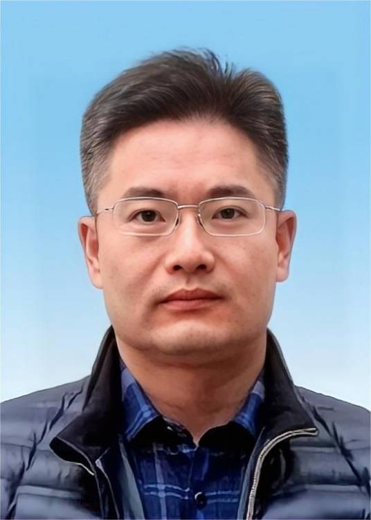 刘小春（安徽省安庆市潜山市农业农村局党组副书记、乡村振兴局党组书记、局长）