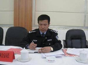 周卫华（江西省南昌市公安局经济技术开发区分局原党委书记、局长）