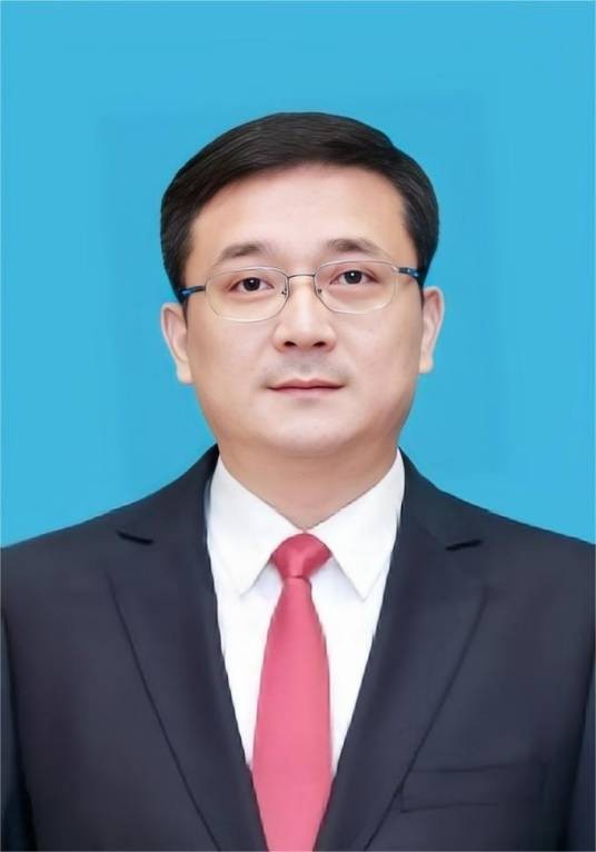吴勇强（江苏省南京江北新区党工委副书记、管委会主任，南京市浦口区委书记）