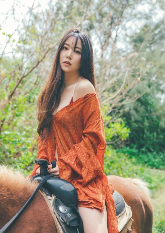 白间美瑠