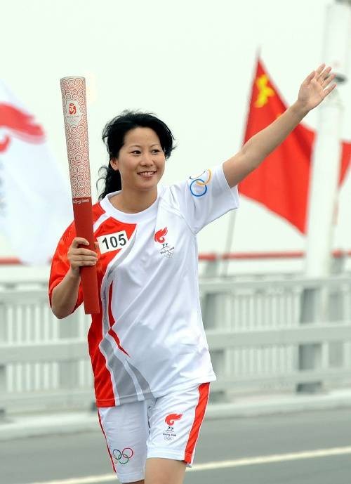 李菊（中国乒乓球运动员）