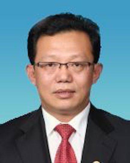 潘安君