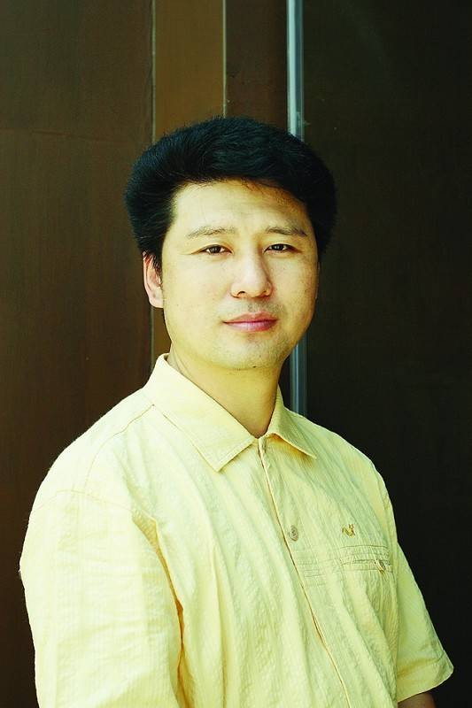 李冬（中国美术家协会理事）