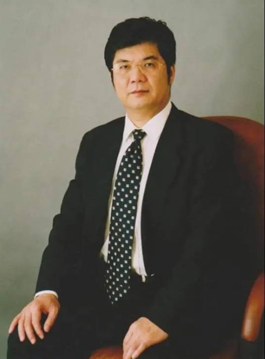 梁伟平（平民政论家）