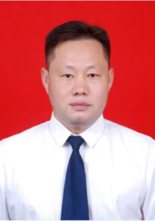 周贤(湖南省益阳市安化县委原副书记、县长)