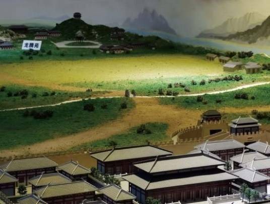 白雀园（十六国时期龙城内园林名）