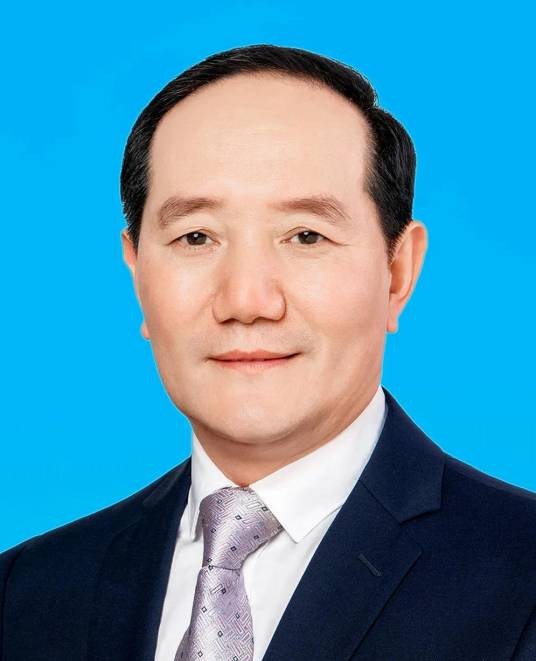 杨昌鹏（贵州省安顺市委书记，安顺军分区党委第一书记）