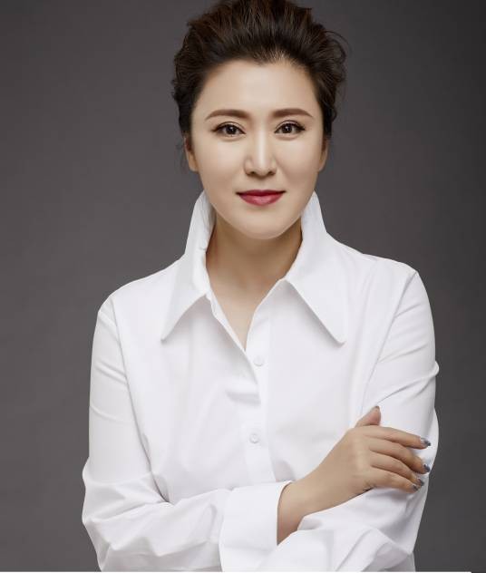 孙媛媛（旅法次女高音歌唱家，中央音乐学院声歌系教授）