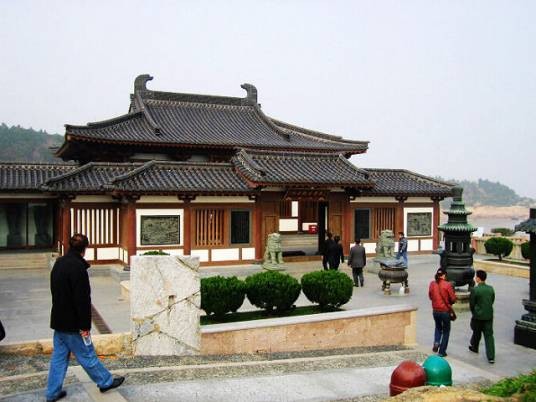 不肯去观音院