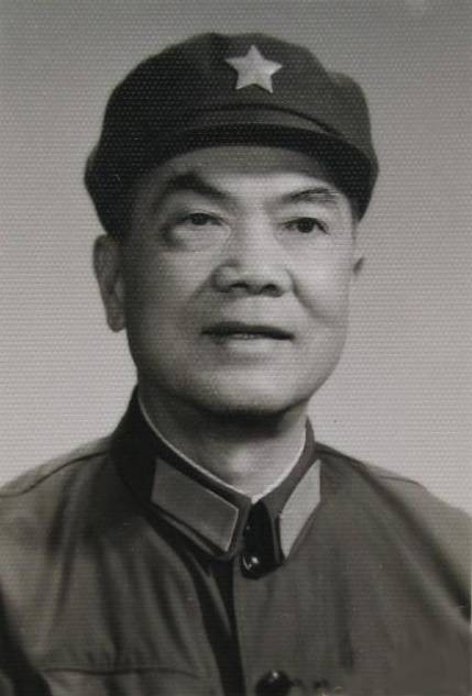 陈漫远(中央顾问委员会原委员)