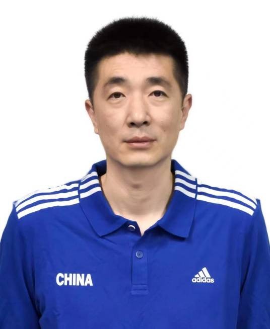 安家杰（第十四届全国人大代表，山东省排球运动管理中心党总支委员、副主任）
