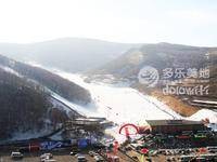 多乐美地滑雪旅游度假区