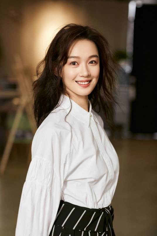 闻雨（中国内地影视女演员）