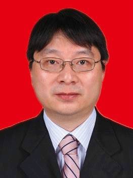 彭崧（上海推进科技创新中心建设办公室执行副主任）