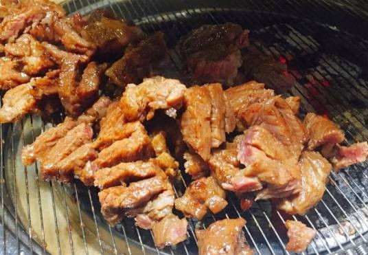香瓮烤肉