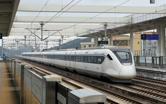 和谐号CRH6型电力动车组