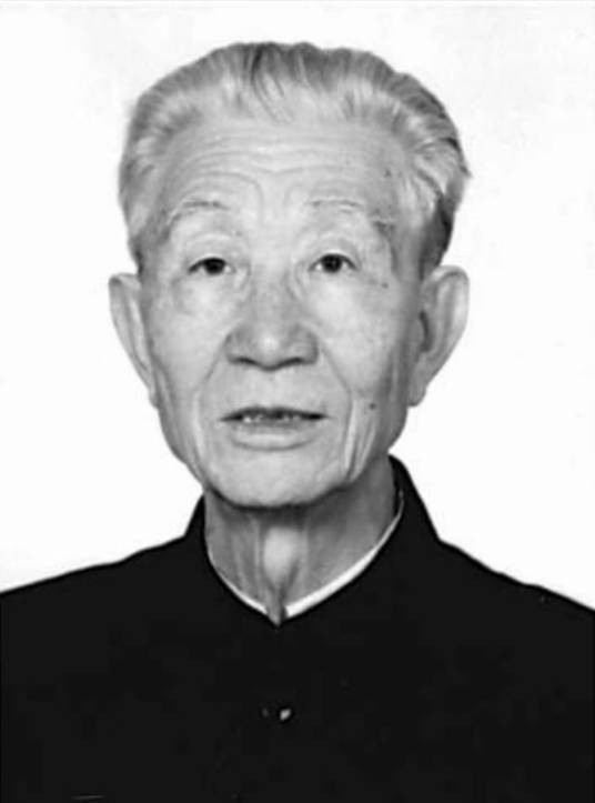 郑天翔（原中共中央顾问委员会委员，最高人民法院原院长）
