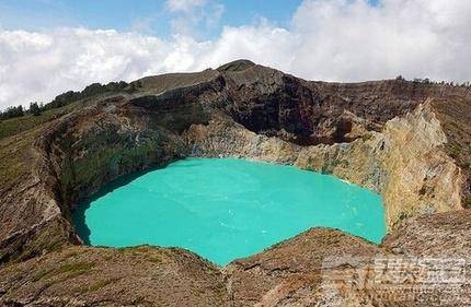 火山湖