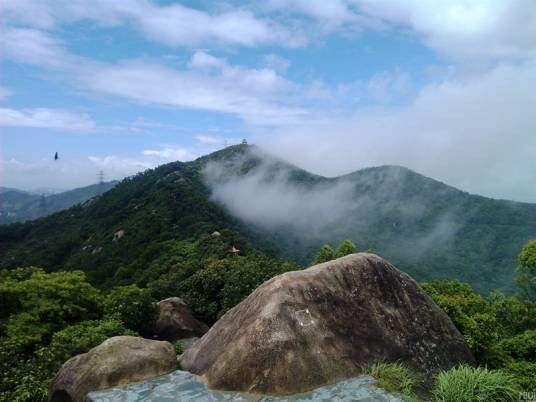 凤凰山（广东省潮州市凤凰山）