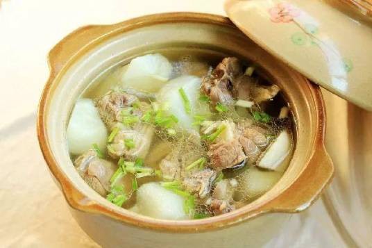 羊肉炖萝卜