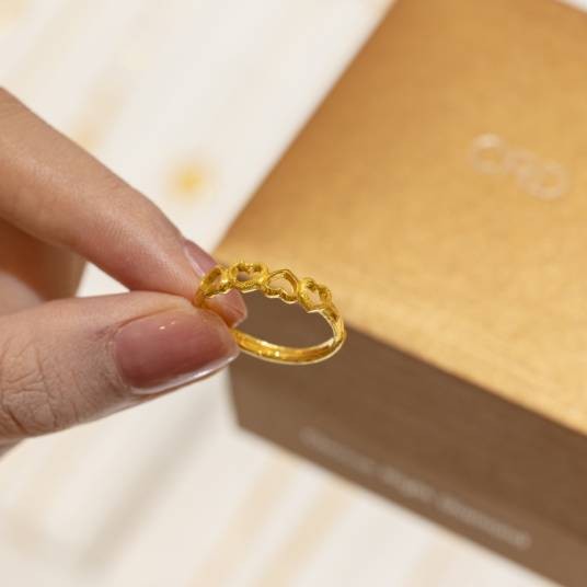 万足金