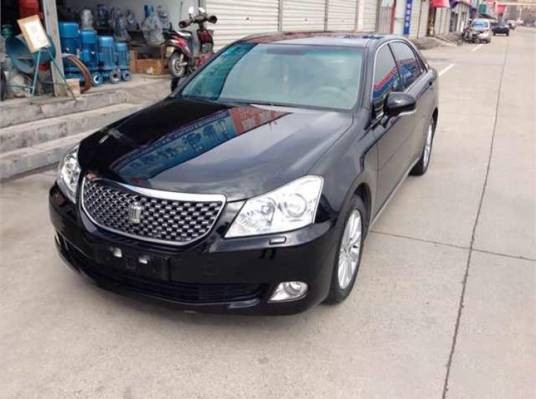 丰田皇冠V6