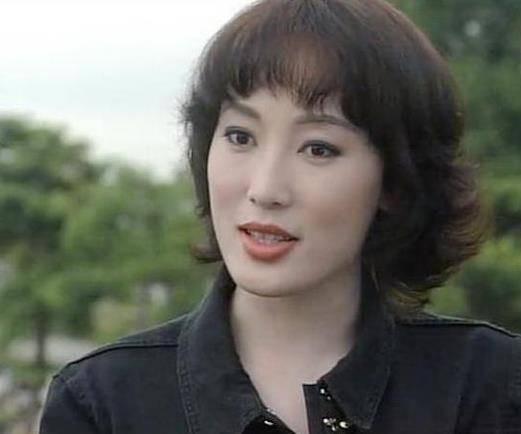 塔琳托娅(新加坡华人女演员)
