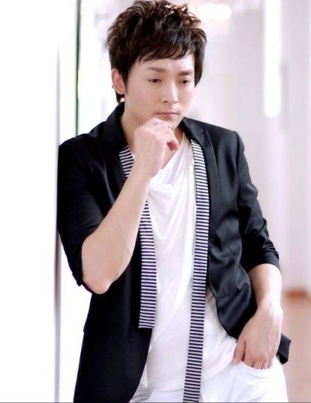 安宇（中国男歌手）