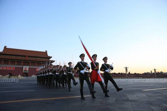 天安门广场升降国旗仪式
