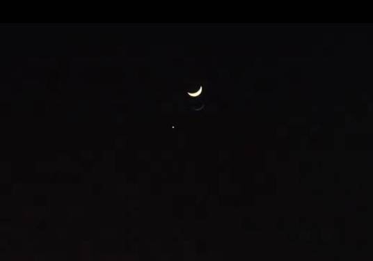 金星合月