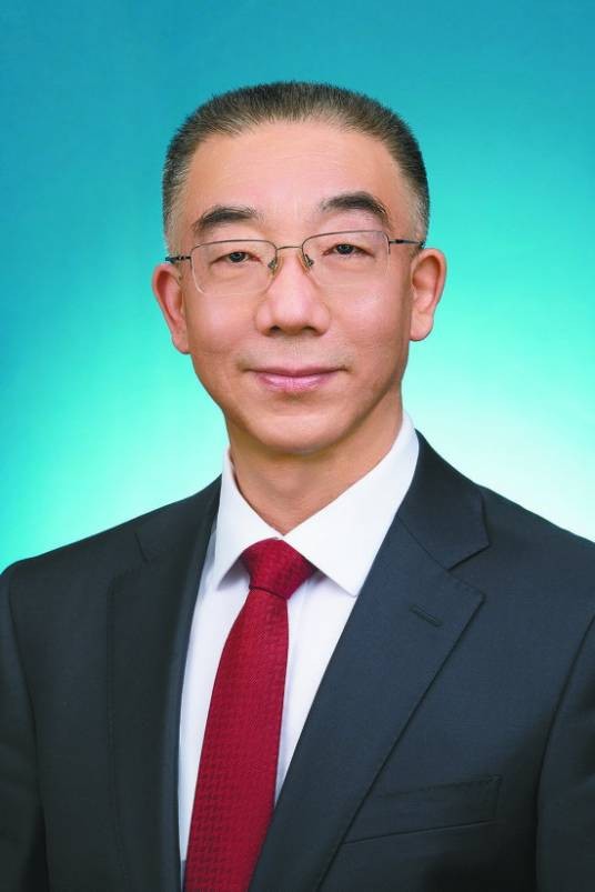 朱向峰(青海省委常委、省委秘书长、省直机关工委书记)