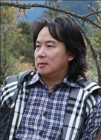黄越（四川美术学院教授）