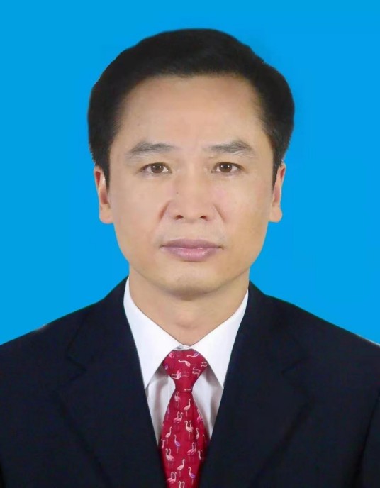 陈明国（新疆维吾尔自治区党委常委、政法委书记）