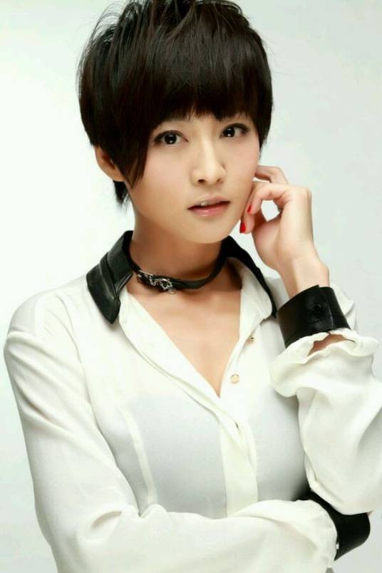 赵荣(中国内地女演员、主持人)