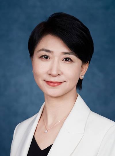 尹欣（上海广播电视台副台长、副总编辑）