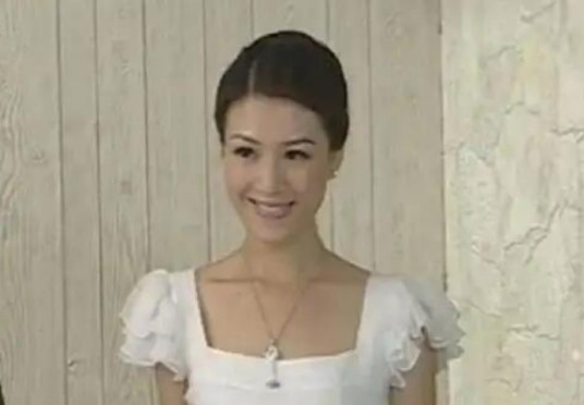 左左（中国女演员）