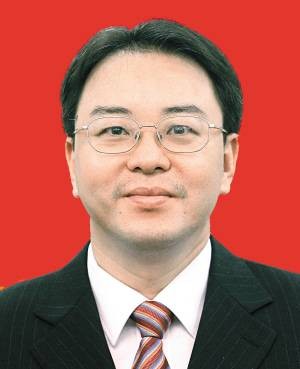吴卫华（广东省地质局原党组成员、副局长）