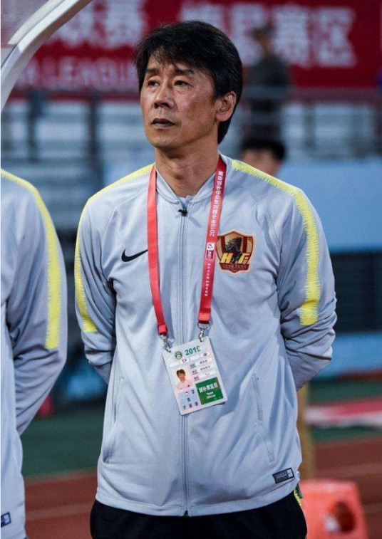 郝海涛（中国前职业足球运动员、广州城足球俱乐部首席助教）