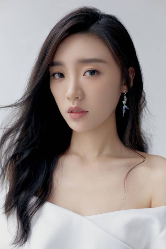 张月（中国内地女演员、歌手）