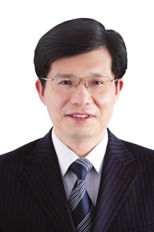 陶宏(湖北省政协文化文史和学习委员会副主任)