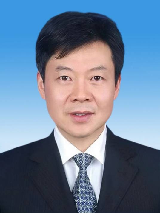 潘建华(江苏省南通市人大常委会副主任)