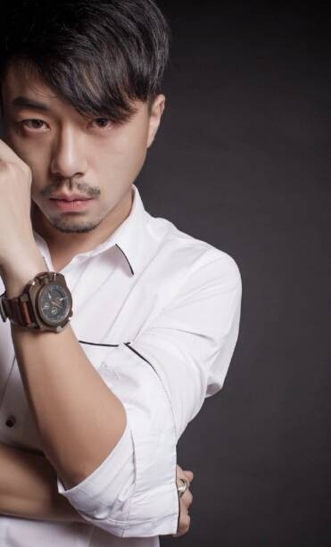 赵一龙（中国内地导演、演员）