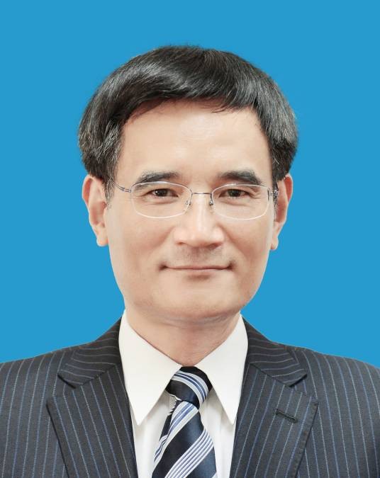 熊建平（浙江省政府咨询委员会主任）