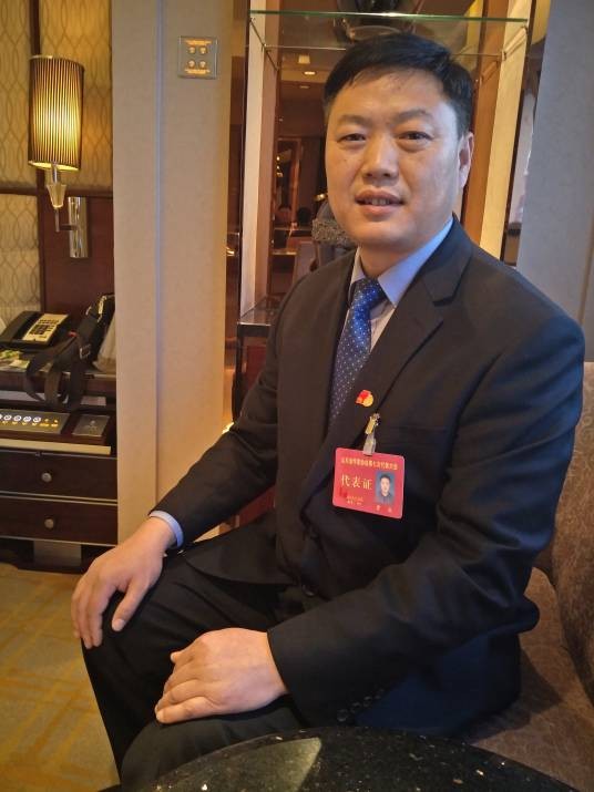 曹成（潍坊市峡山区作家协会主席）