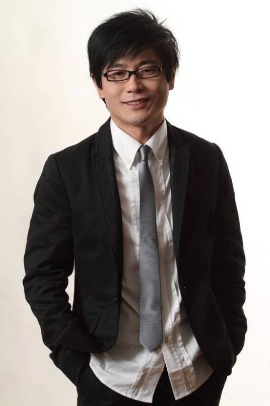 万军(中国首位集作曲、作词、编剧、导演于一身的全能制作人、北京东方赢乐文化传媒有限公司艺术总监)