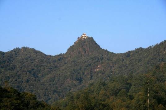 云峰山(云南省腾冲县云峰山)