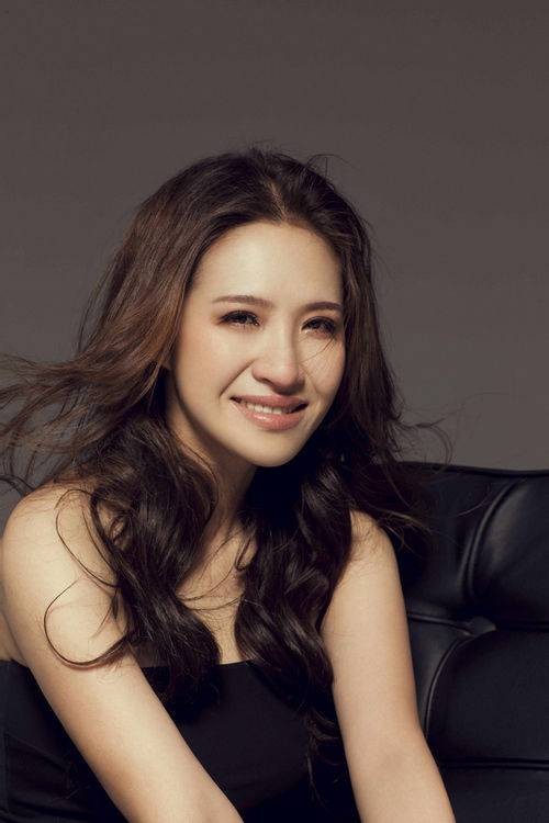 彭青(中国内地女歌手、音乐人、导演)