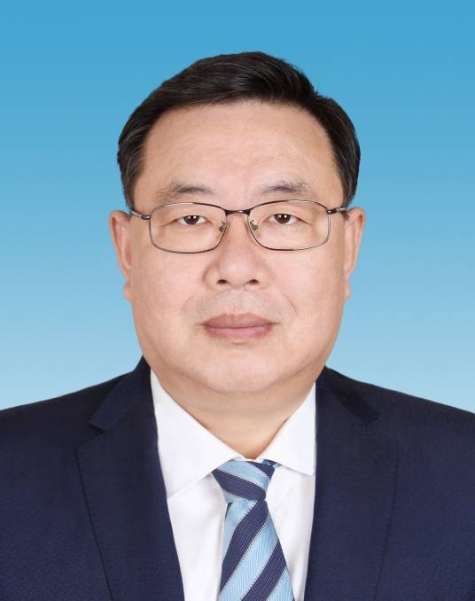 杨洪涛(山东省泰安市委书记、市人大常委会主任,泰安军分区党委第一书记)
