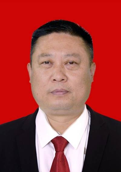 周晓波（贵州省毕节市公安局党委委员、副局长、二级高级警长）